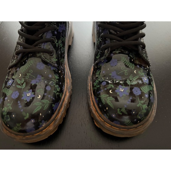 Dr Martens‎ 1460 Pascal Mystic Floral Combat Boots Women US 5 Black Dark Gothic - Picture 9 of 11
